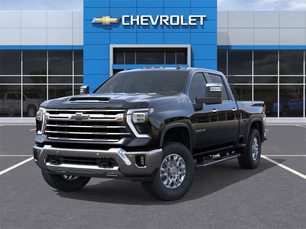 2025 Chevrolet Silverado 2500HD LTZ photo 5