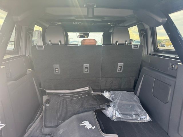 2024 Ford Bronco Outer Banks photo 16