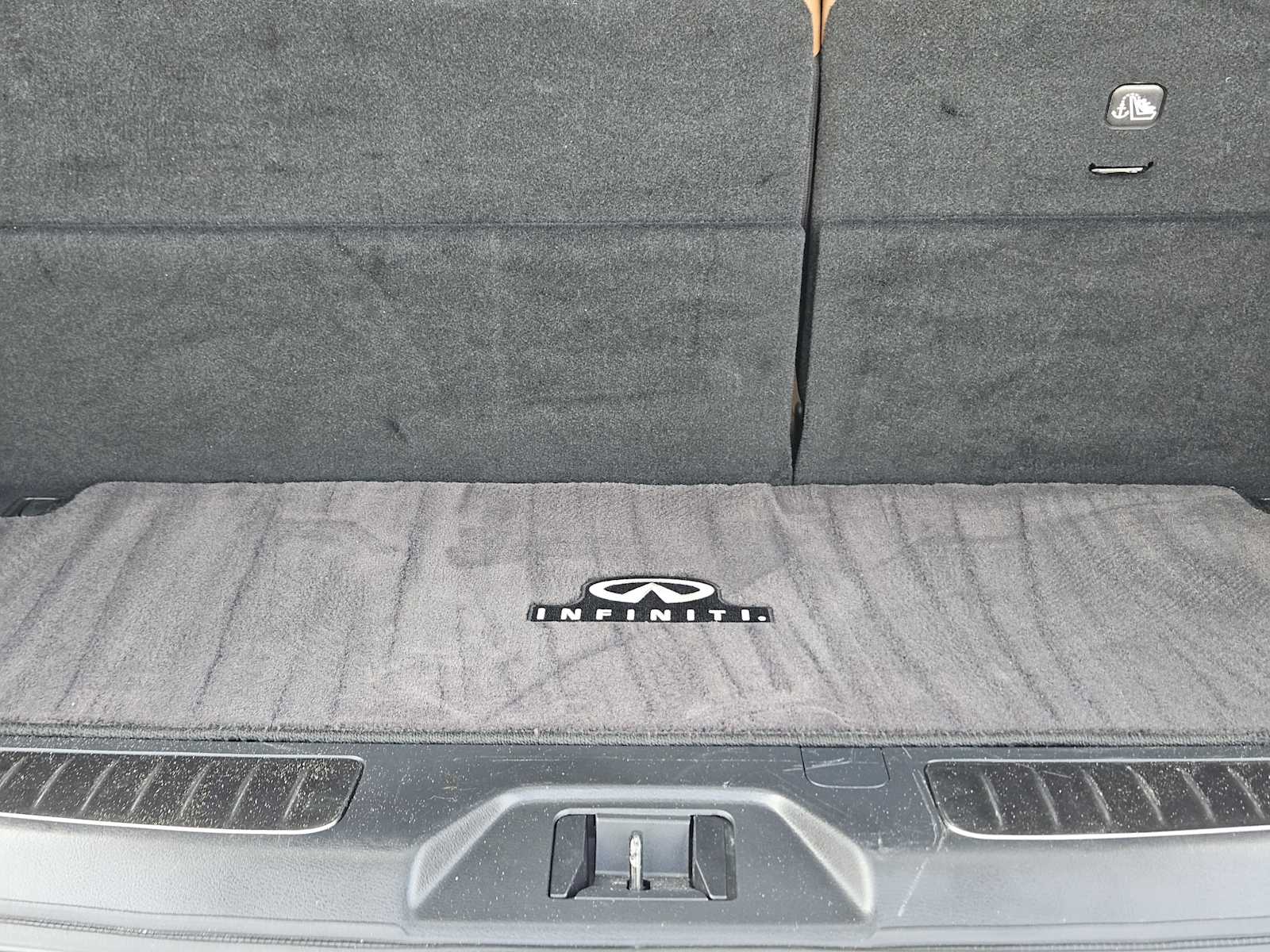 2023 Infiniti QX80 Sensory photo 26
