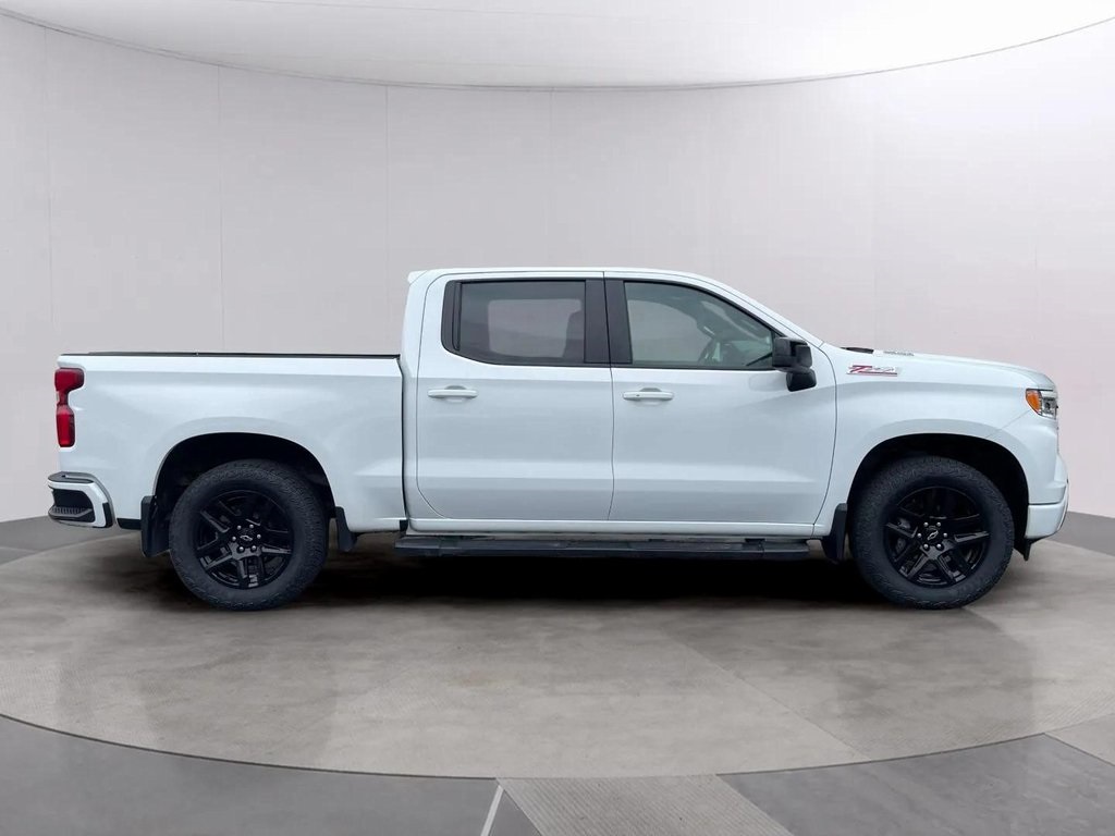2023 Chevrolet Silverado 1500 RST photo 6