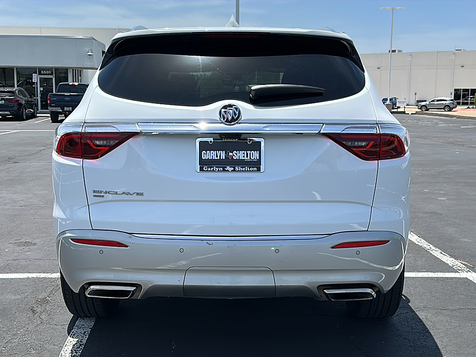 2024 Buick Enclave Premium photo 3