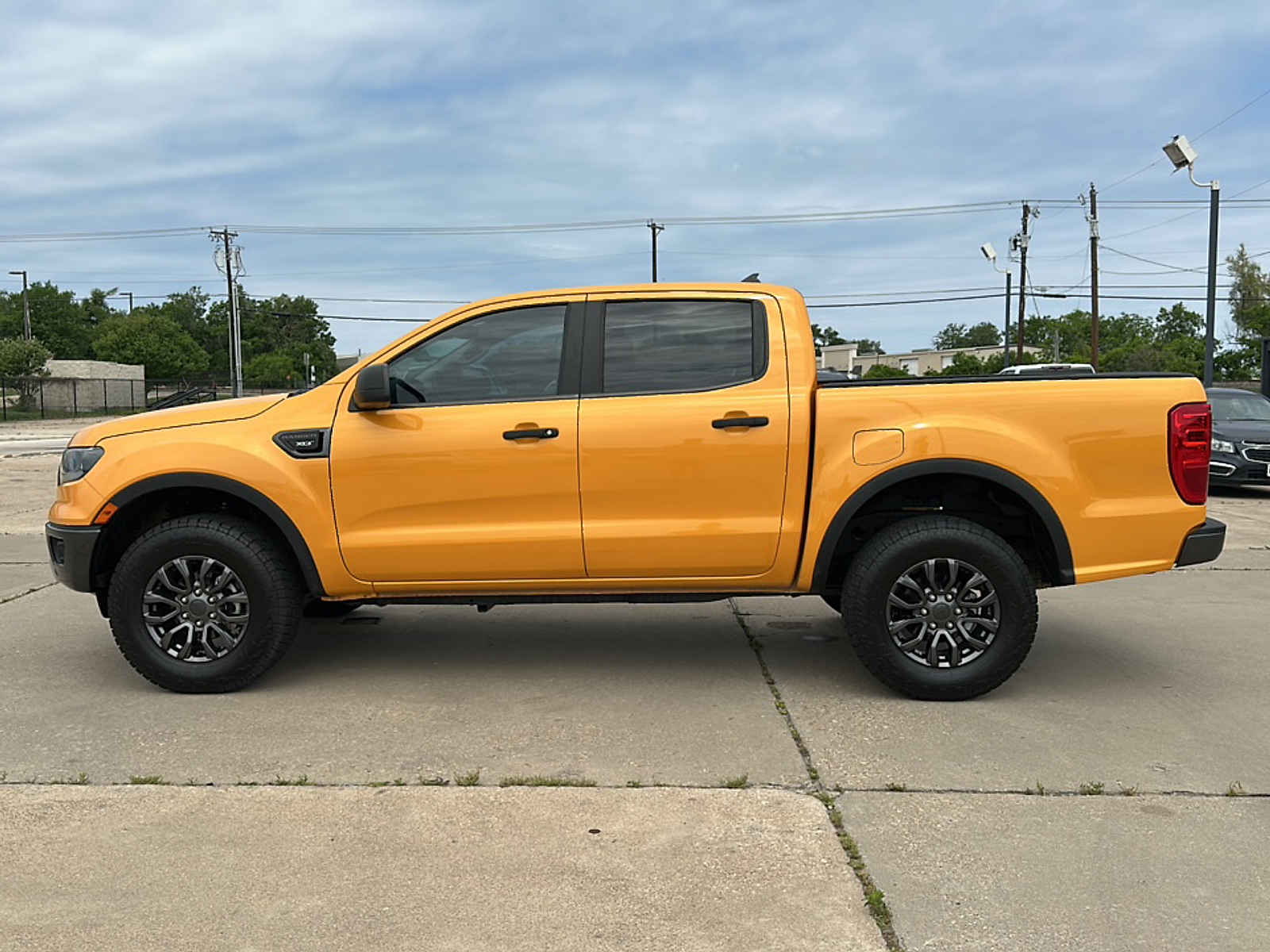 Used 2021 Orange Ford XLT image 5