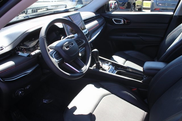 2022 Jeep Compass Trailhawk photo 2
