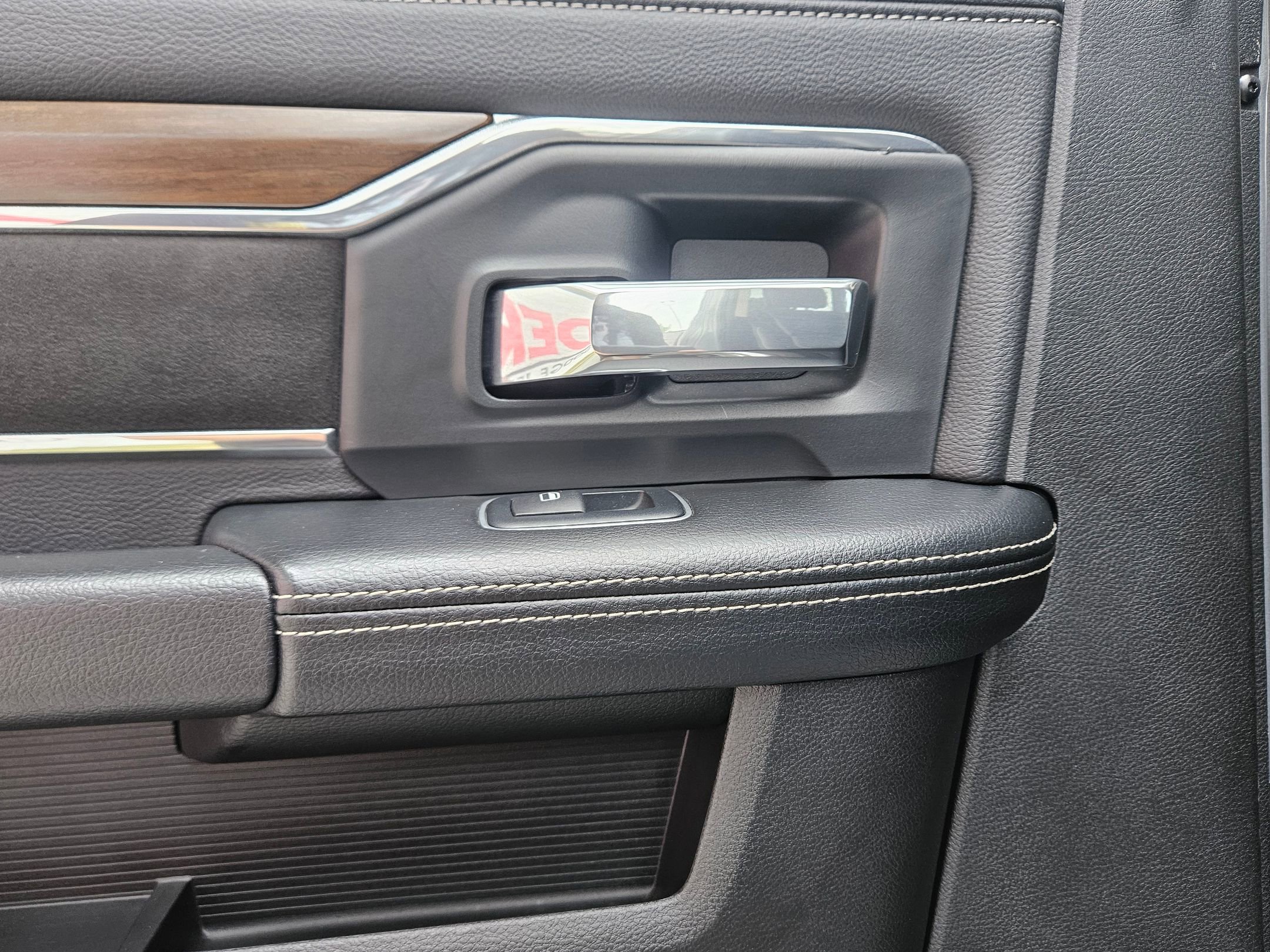 2022 Ram 2500 Laramie photo 23