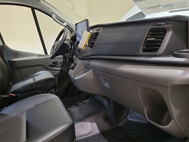 2022 Ford Transit photo 12