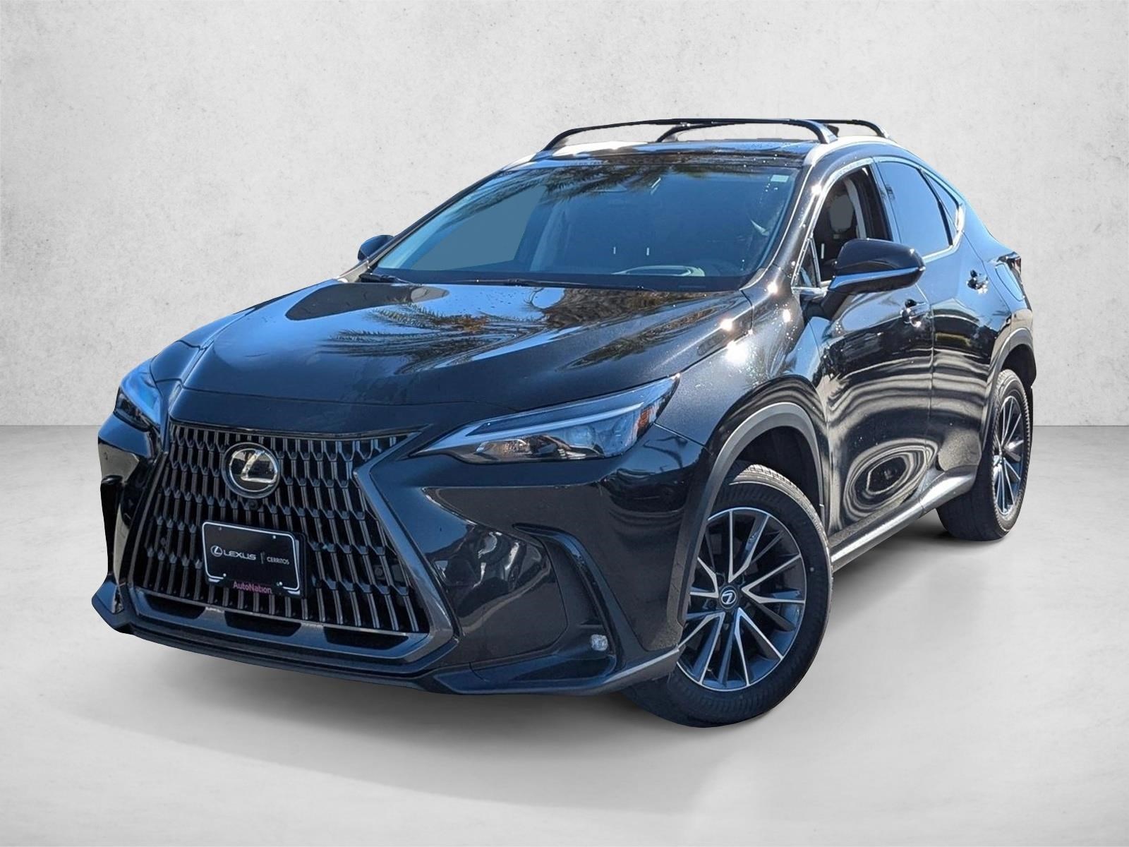 2025 Lexus NX Hybrid 350h's photo
