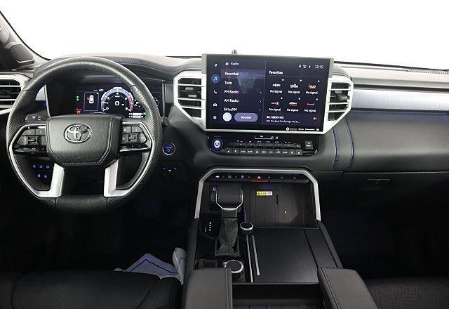 2024 Toyota Sequoia Capstone photo 17