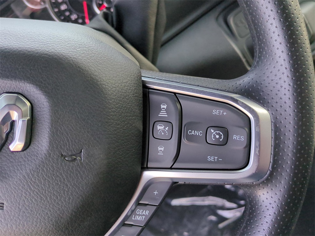 2025 Ram 2500 Tradesman photo 13