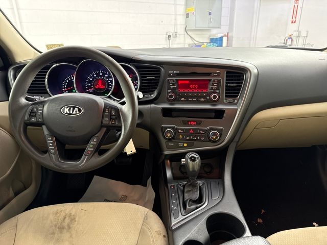 2013 Kia Optima LX photo 11