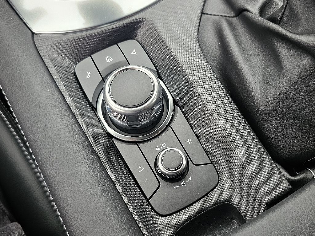 2025 Mazda MX-5 Miata Miata Grand Touring photo 23