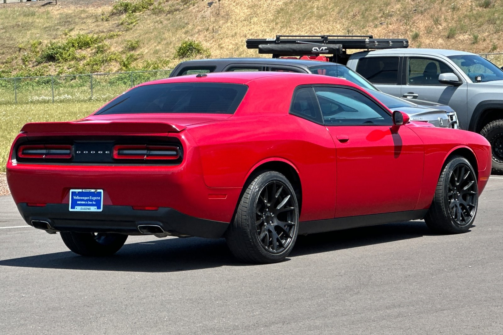 2016 Dodge Challenger SXT photo 3