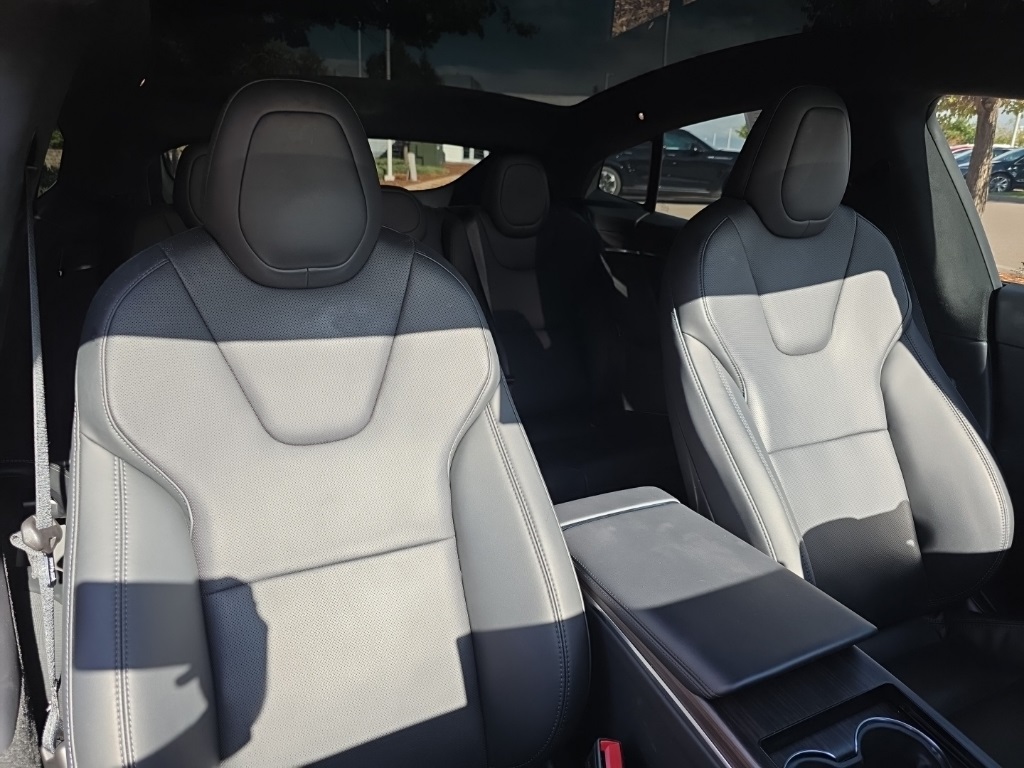 2022 Tesla Model S photo 22