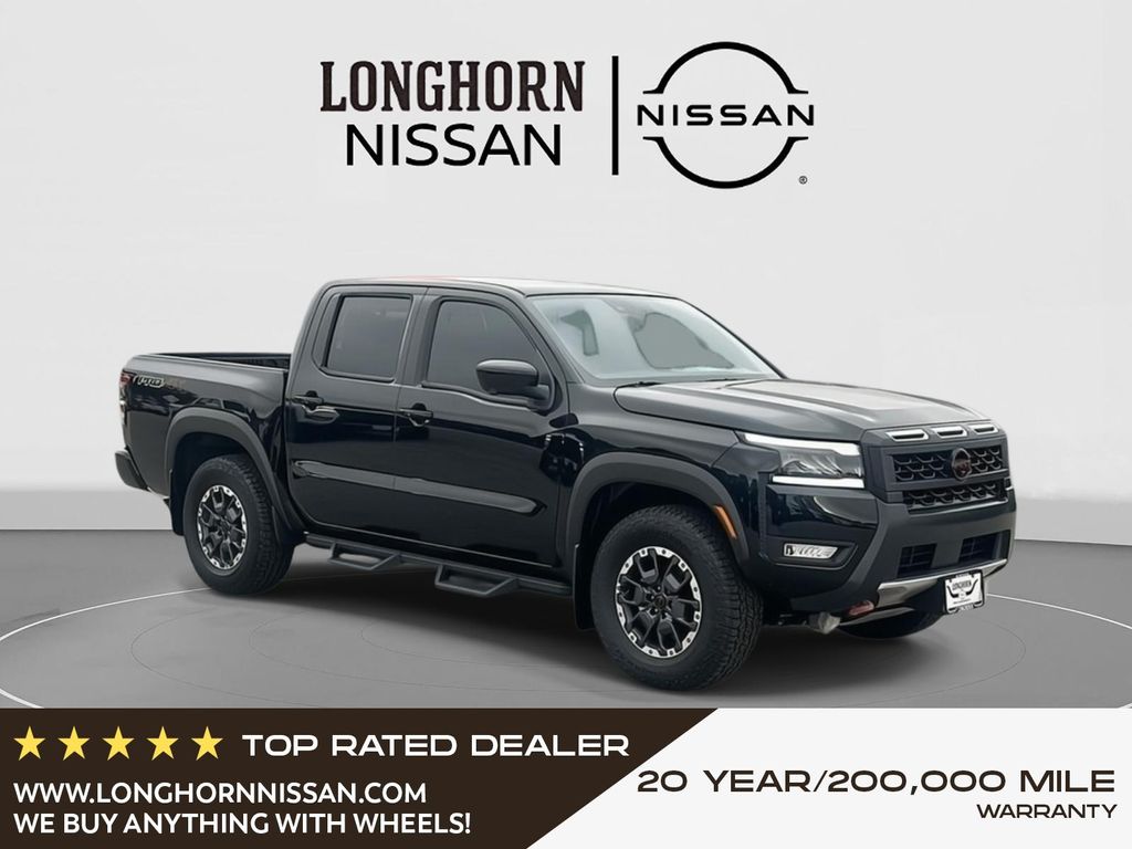 2026 Nissan Frontier PRO-4X's photo