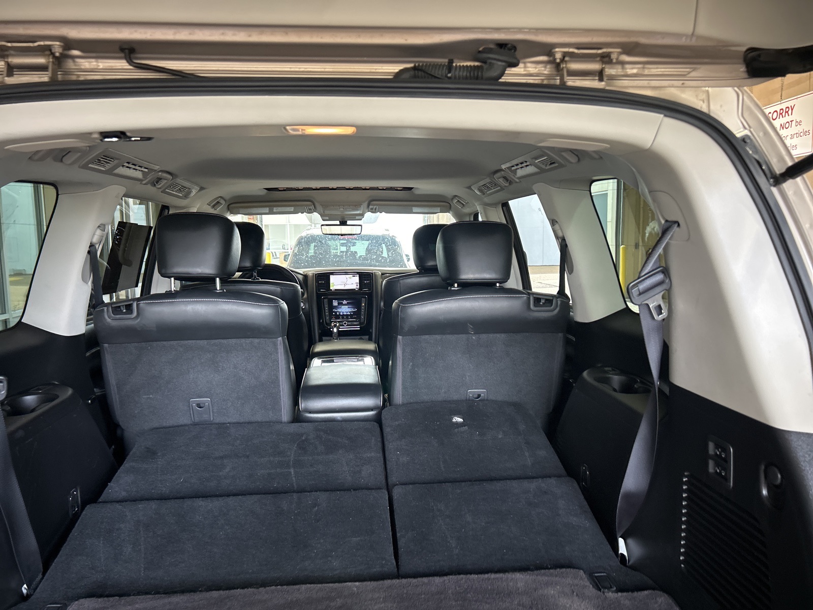 2021 Infiniti QX80 Luxe photo 47