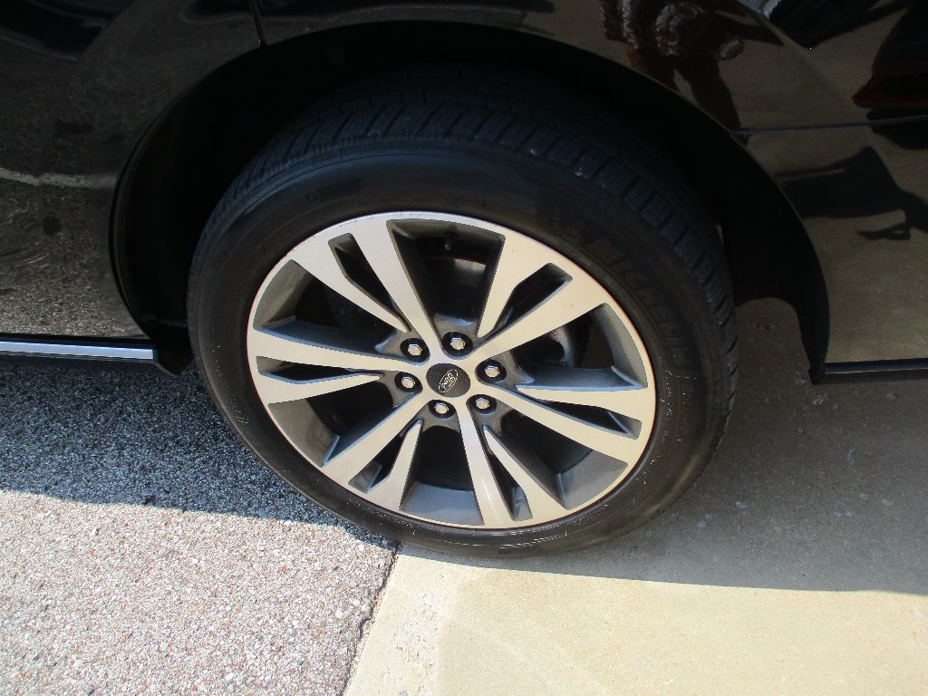 2020 Ford Expedition Platinum photo 25