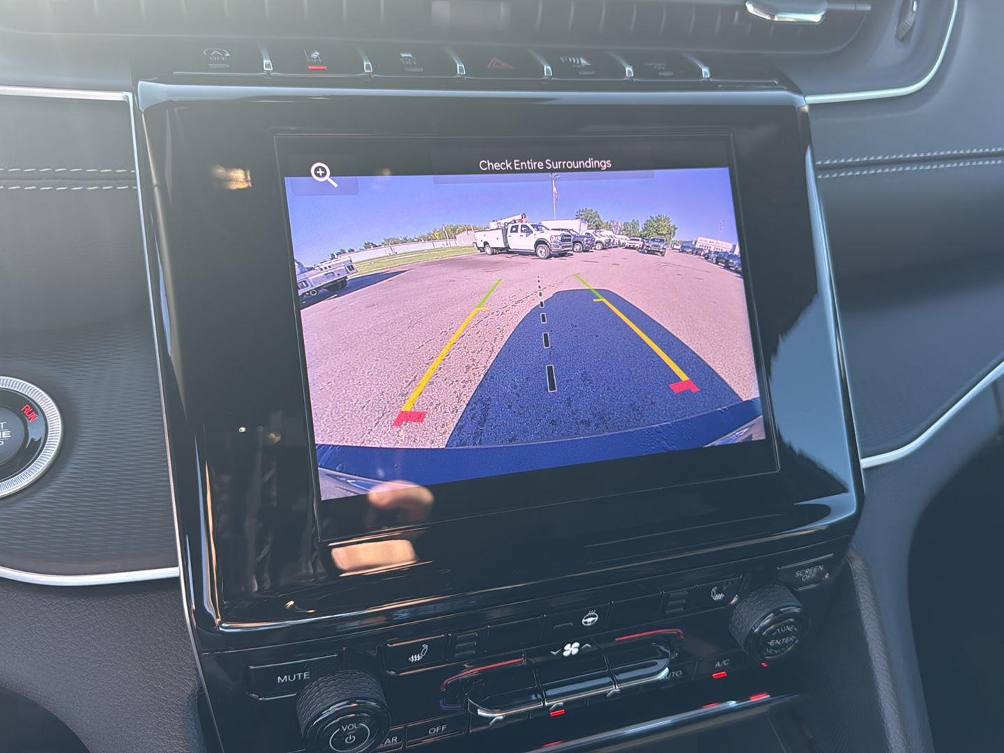 2025 Jeep Grand Cherokee Altitude X photo 3