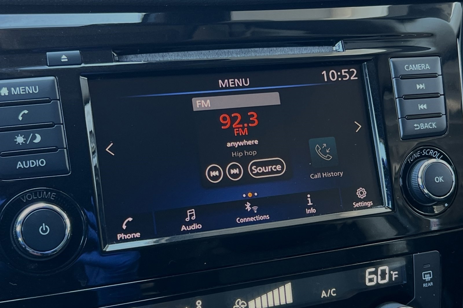 2020 Nissan Rogue SV photo 20