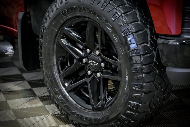 2020 Chevrolet Silverado 1500 Custom Trail Boss photo 3