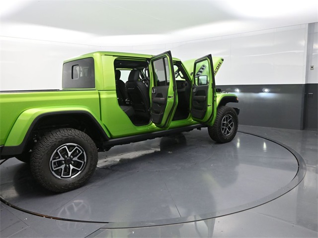 2025 Jeep Gladiator Rubicon photo 31
