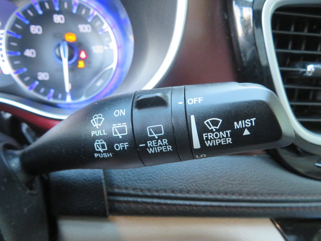 2020 Chrysler Pacifica Limited photo 26