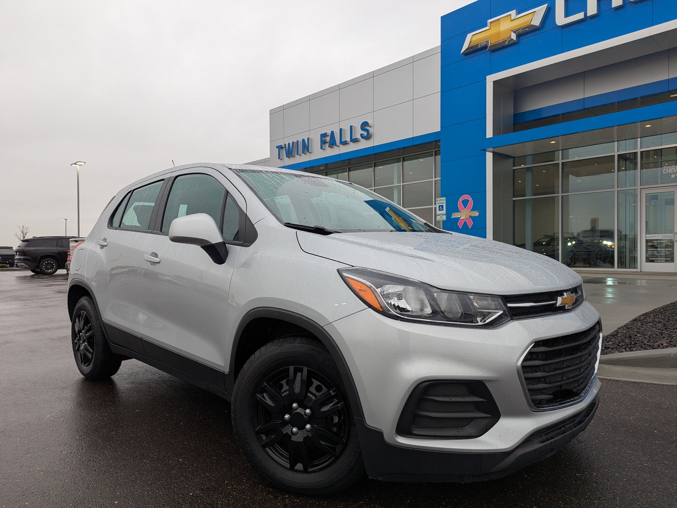 2019 Chevrolet Trax LS's photo