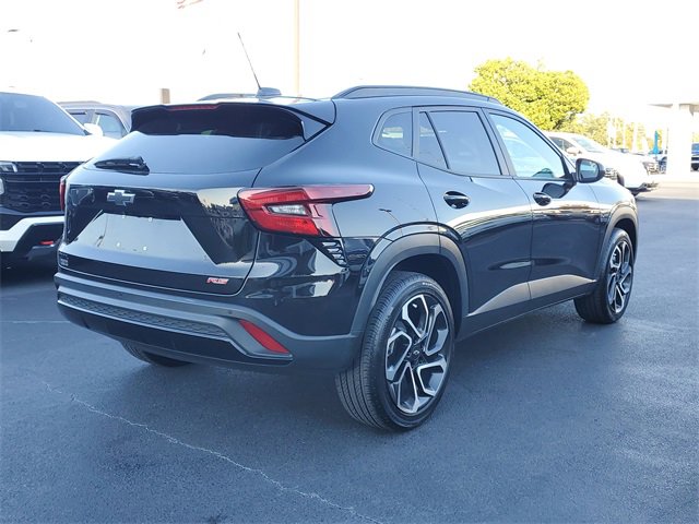 2025 Chevrolet Trax photo 4