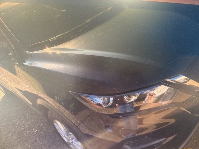 2022 Nissan Rogue Sport SV's photo