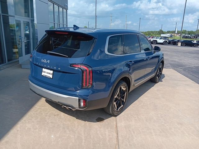2024 Kia Telluride EX photo 6