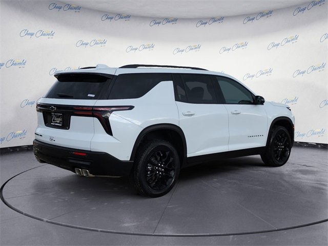 2026 Chevrolet Traverse photo 4