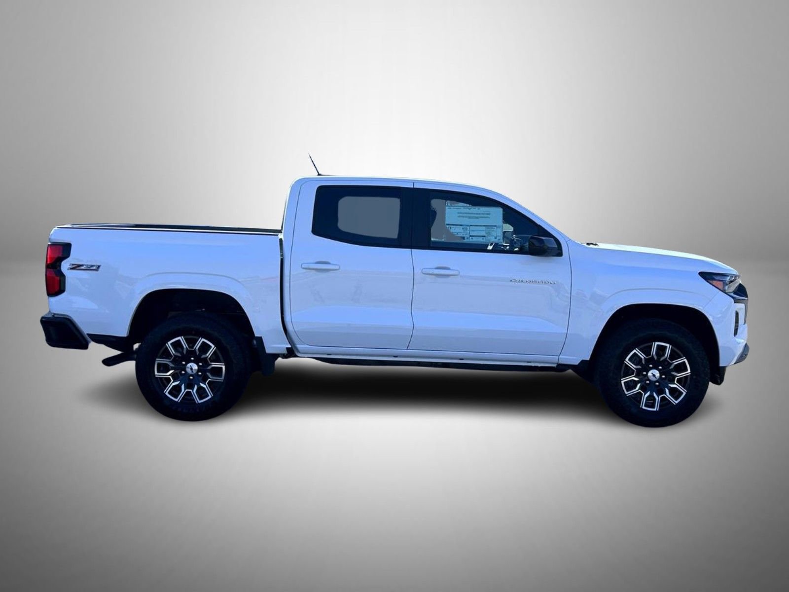 2026 Chevrolet Colorado Z71 photo 3