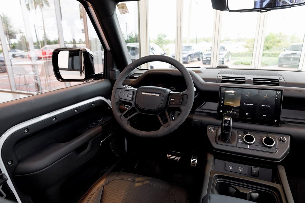 2023 Land Rover Defender 110 V8 110 Carpathian Edition photo 29