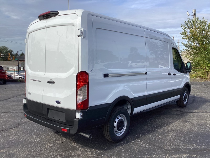 2024 Ford Transit photo 7