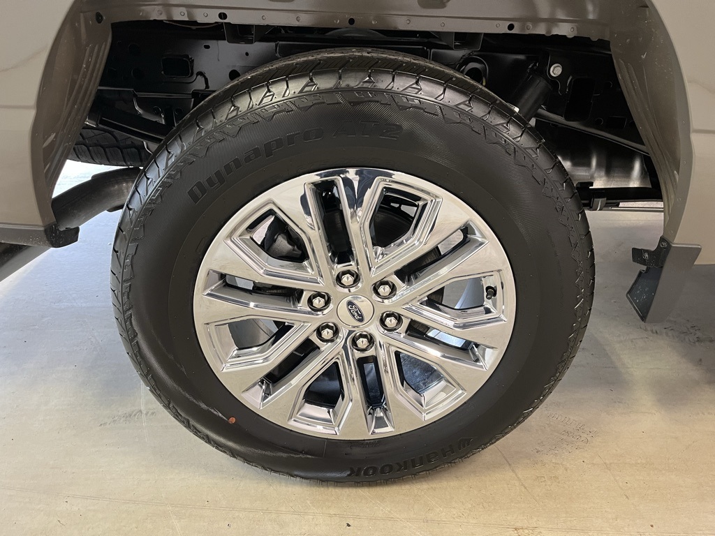 2025 Ford F-150 XLT photo 10