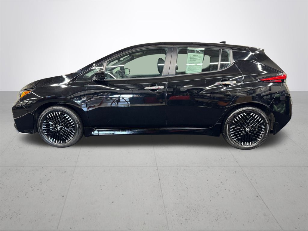 2024 Nissan Leaf SV Plus photo 2