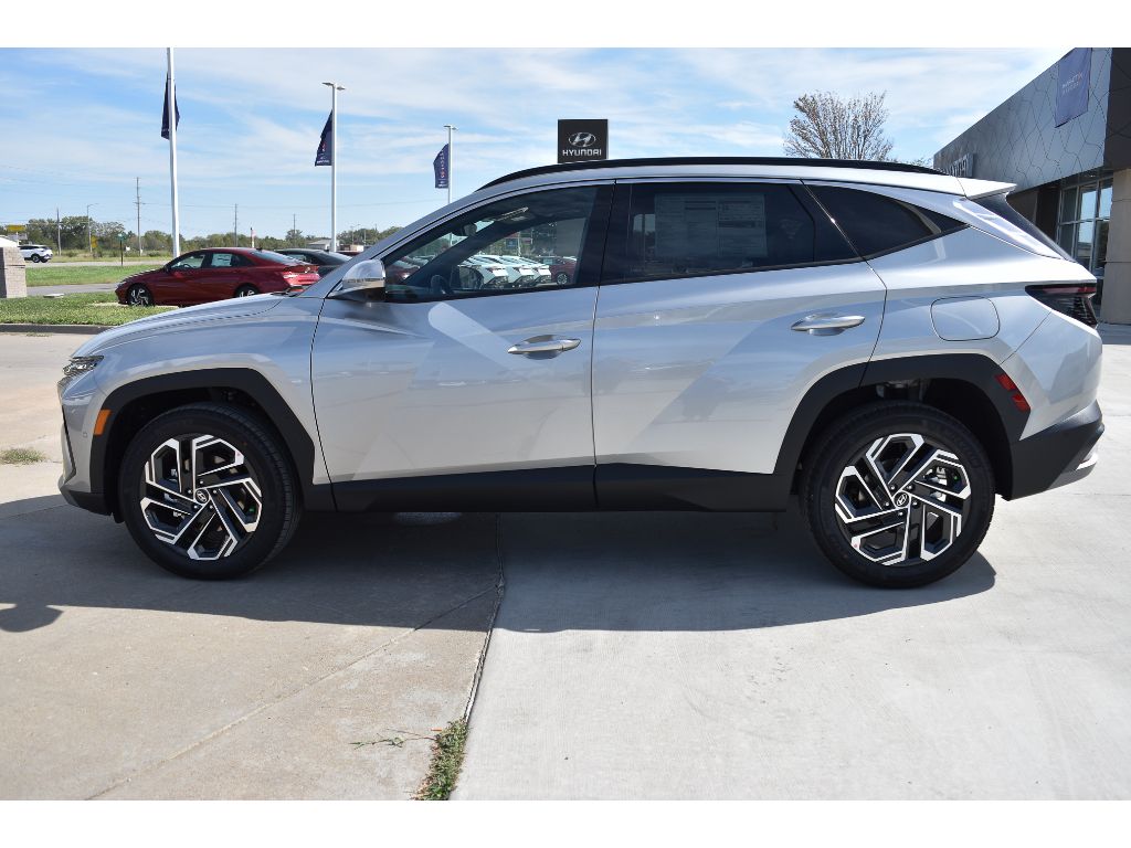 2026 Hyundai Tucson Limited photo 4