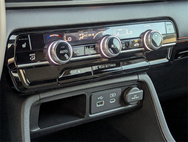 2025 Honda Pilot Sport photo 18