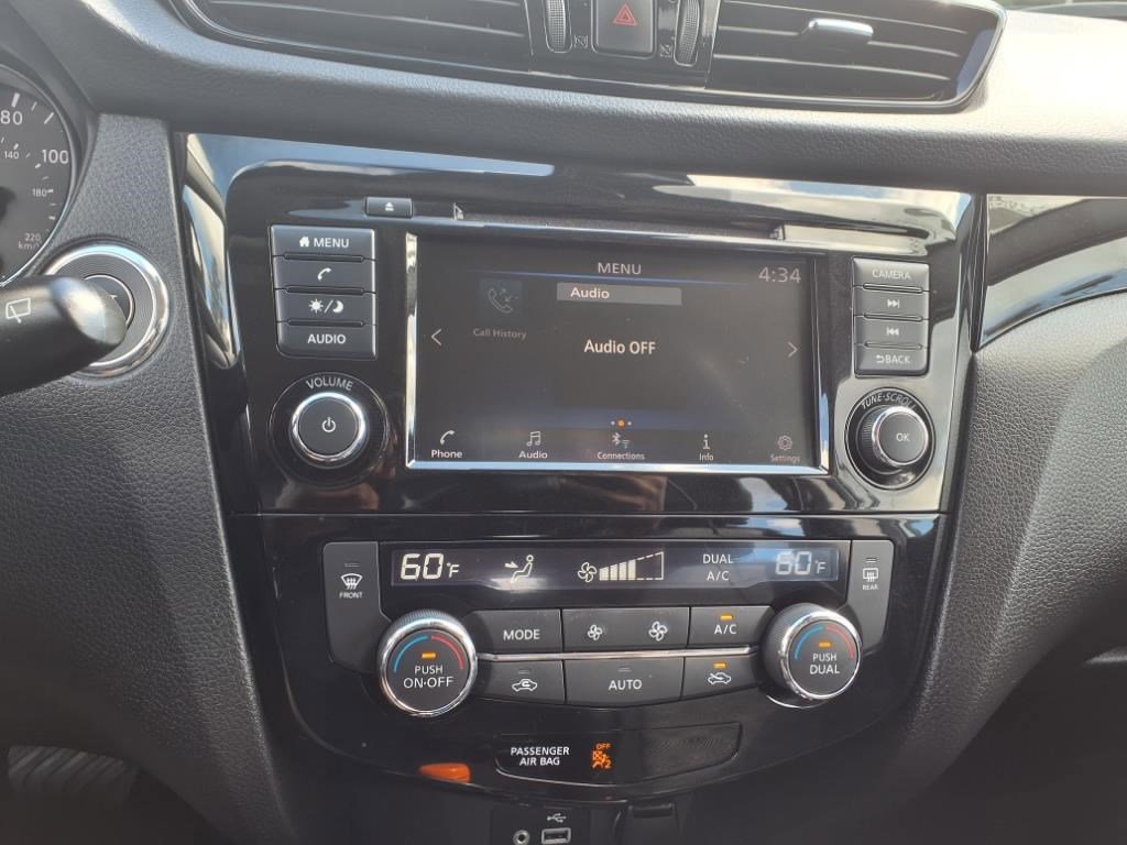 2022 Nissan Rogue Sport SV photo 21
