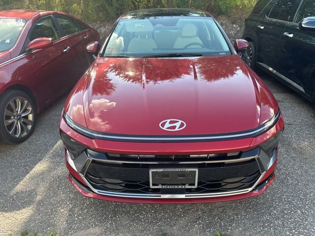 2024 Hyundai Sonata SEL Convenience photo 2