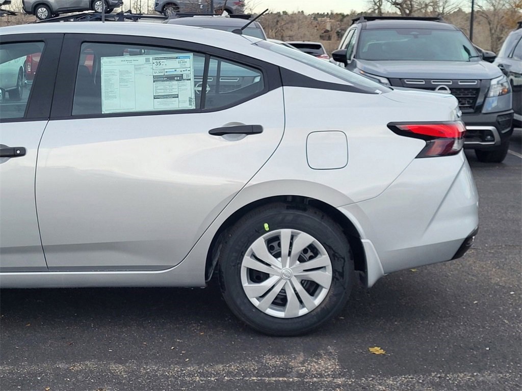 2025 Nissan Versa S photo 2