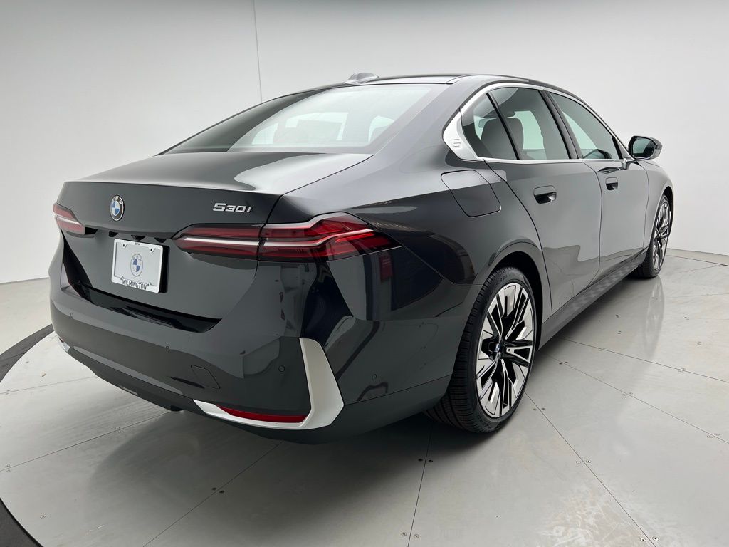 2025 Bmw 530i photo 2