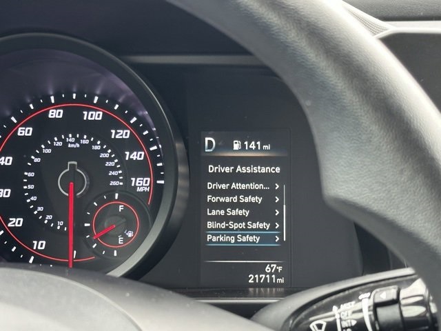 2023 Hyundai Elantra SEL photo 16