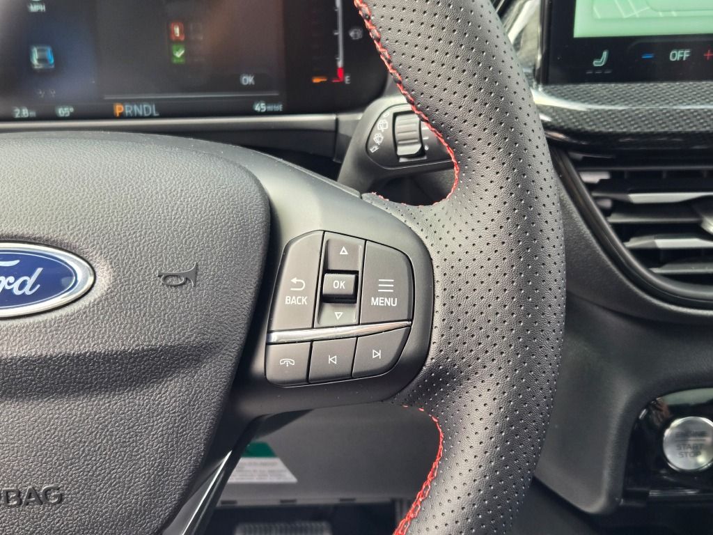 2025 Ford Escape Hybrid ST-Line Select photo 30