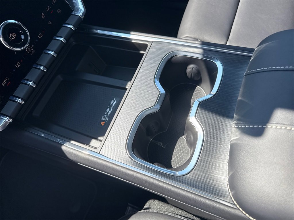 2026 Gmc Acadia Elevation Black Edition photo 23