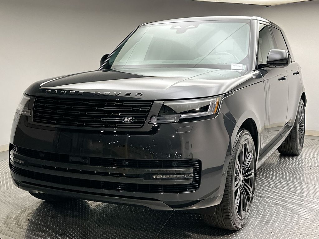 2025 Land Rover Range Rover SE's photo