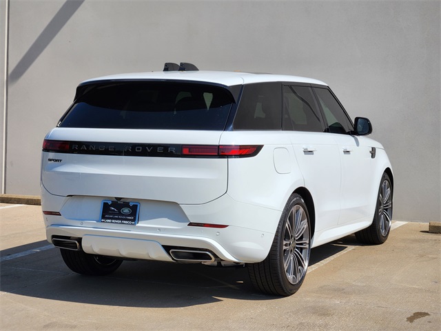 2025 Land Rover Range Rover Sport SE photo 4