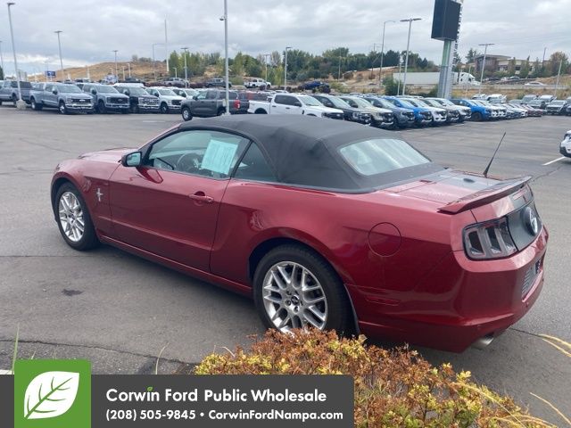 2014 Ford Mustang V6 Premium photo 5
