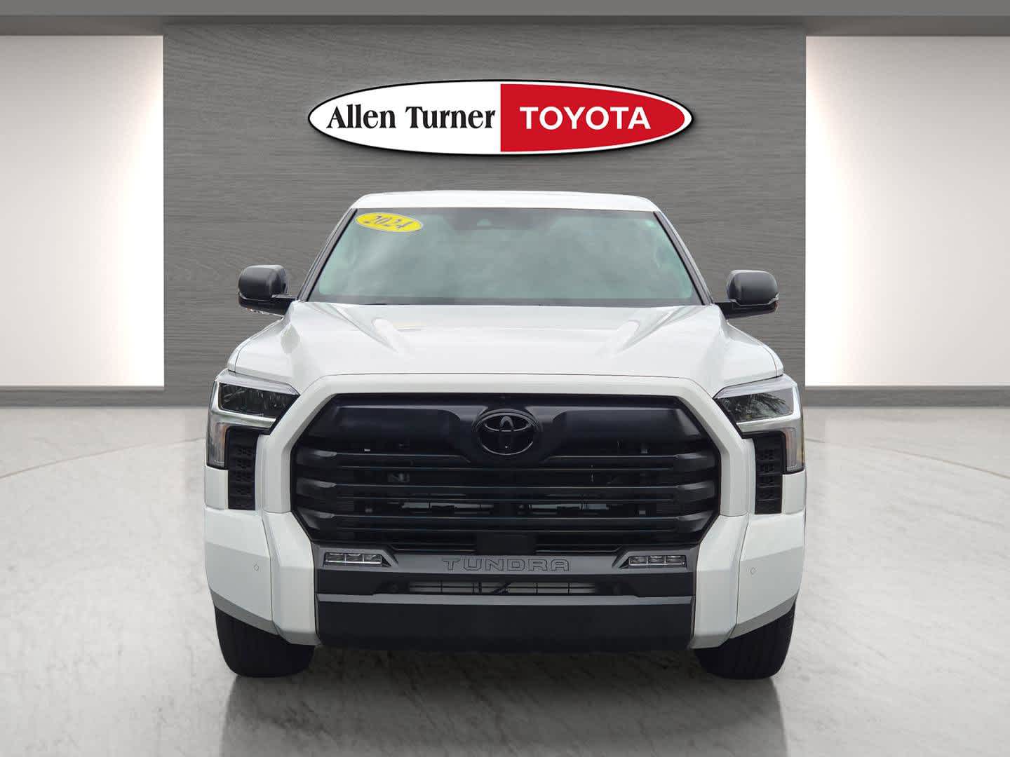 2024 Toyota Tundra SR5 photo 4