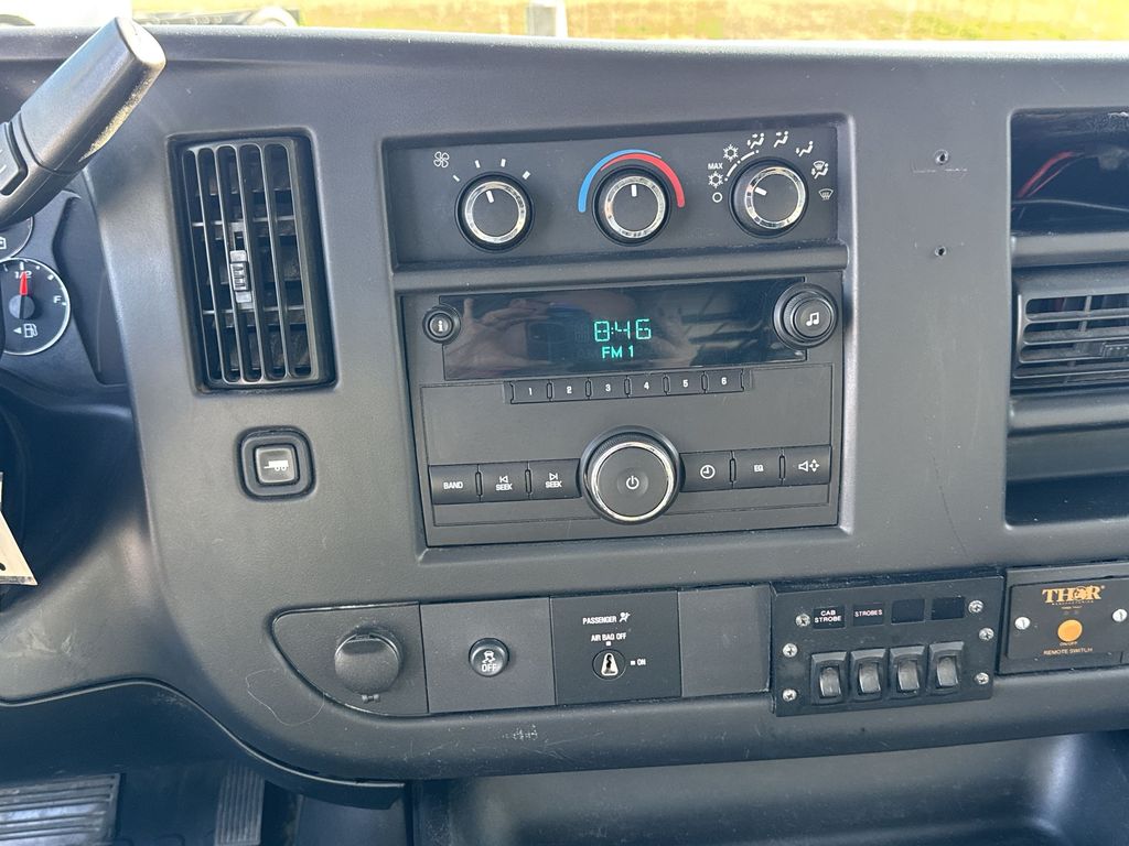 2012 Chevrolet Express 2500 Work Van photo 10