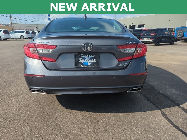 2022 Honda Accord Touring 2.0T photo 4
