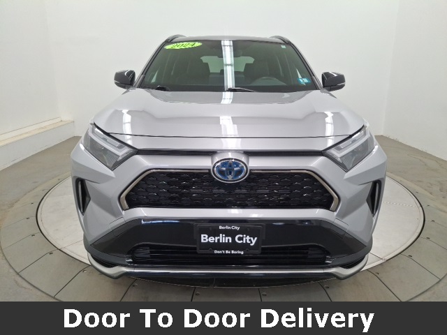 2024 Toyota RAV4 Prime XSE photo 2